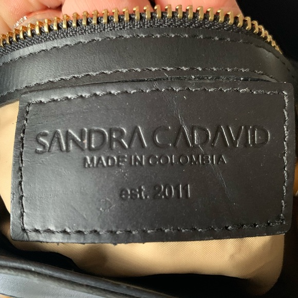 Sandra Cadavid Sling Bag - Picture 6 of 7